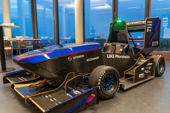 STOBER helps students design and build new electric racing car for Formula Student Electric (FSE).